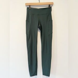 Lululemon Speed Up Tight 28" size 4 evergreen dark green luxtreme